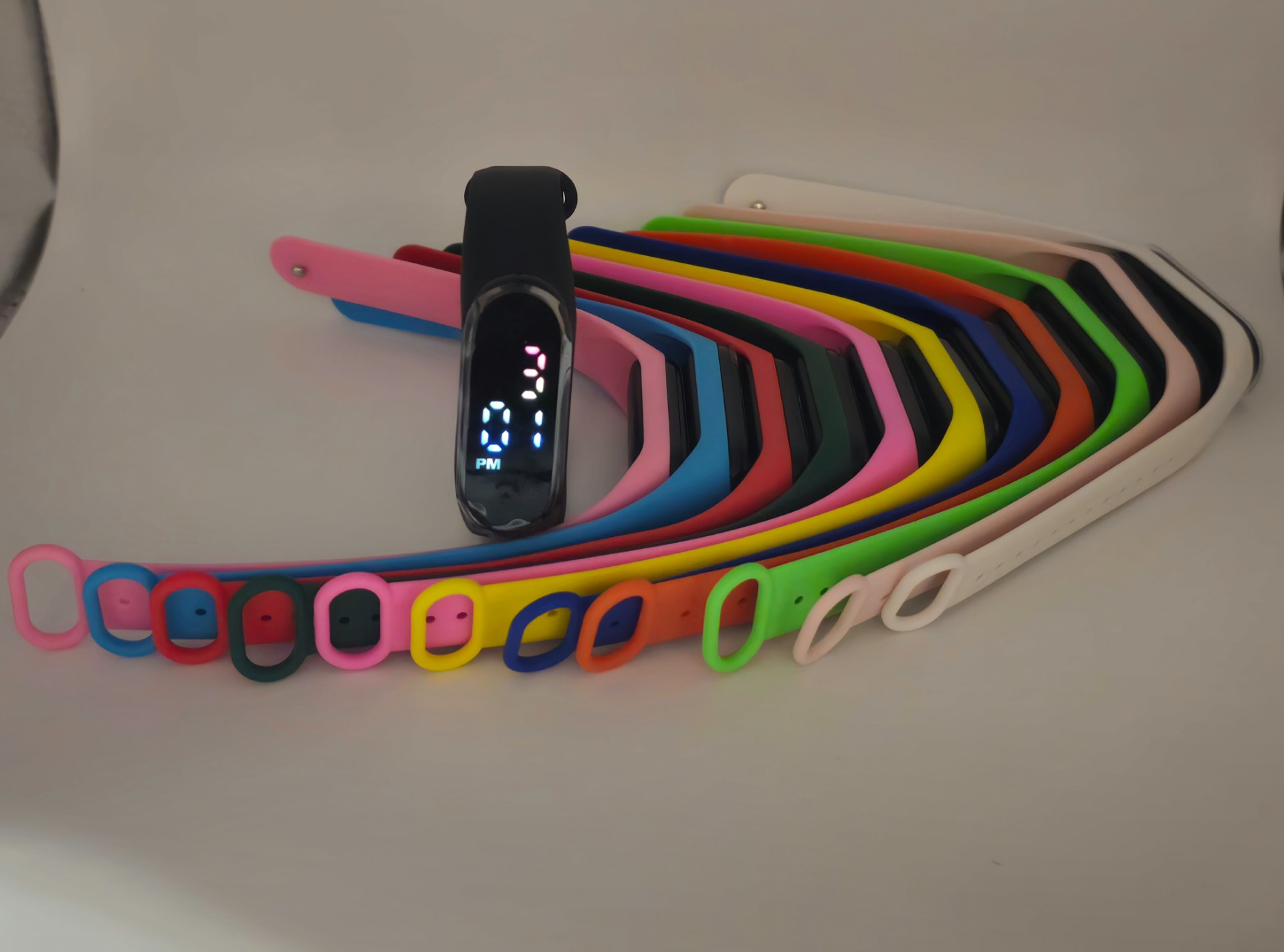 ΔΩΡΟ 1 ΡΟΛΟΙ BAND ΓΙΑ ΤΙΣ ΕΠΟΜΕΝΕΣ ΠΑΡΑΓΓΕΛΙΕΣ άνω των 10€ αφήστε σχόλιο για επιθυμία χρωμάτων           